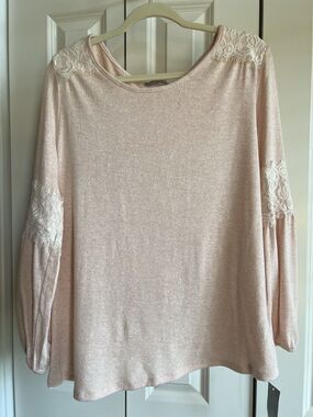 Valerie Stevens Blush Colored Shirt Light Sweater Top Blouse--Women's Large